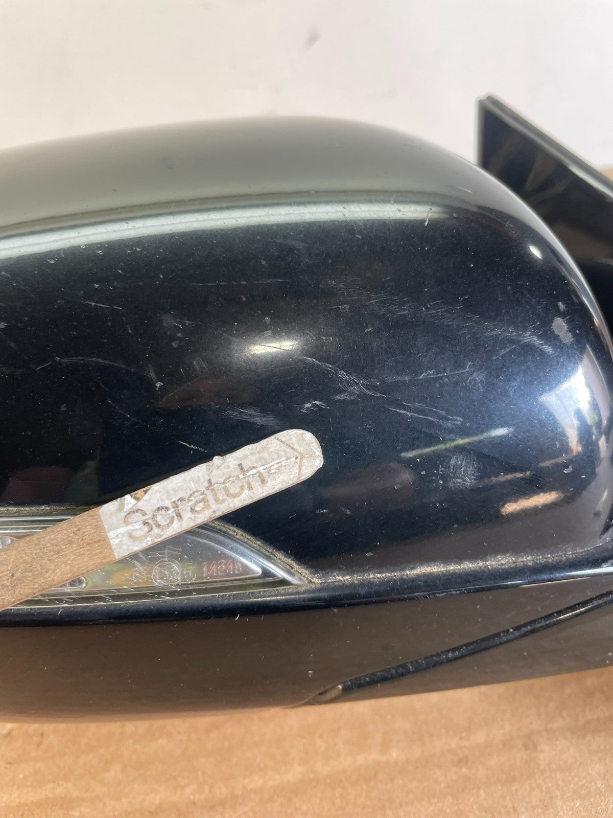 2016 to 2020 Kia Sorento Right Passenger Door Mirror Turn Signal af5642 DG8