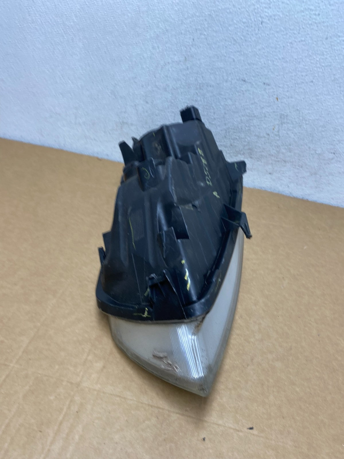 2006 to 2009 Mercury Milan Headlight Right Passenger RH Halogen AD5288 DW9