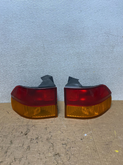 2002 2003 2004 Honda Odyssey Left+Right Side Tail Lights V8043 DW0