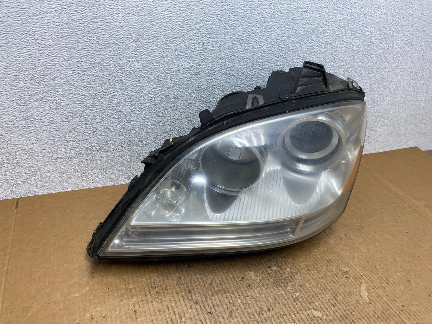 Halogen 2006-2009 Mercedes-Benz ML-Class Headlight Left Driver LH AE1633 DW2