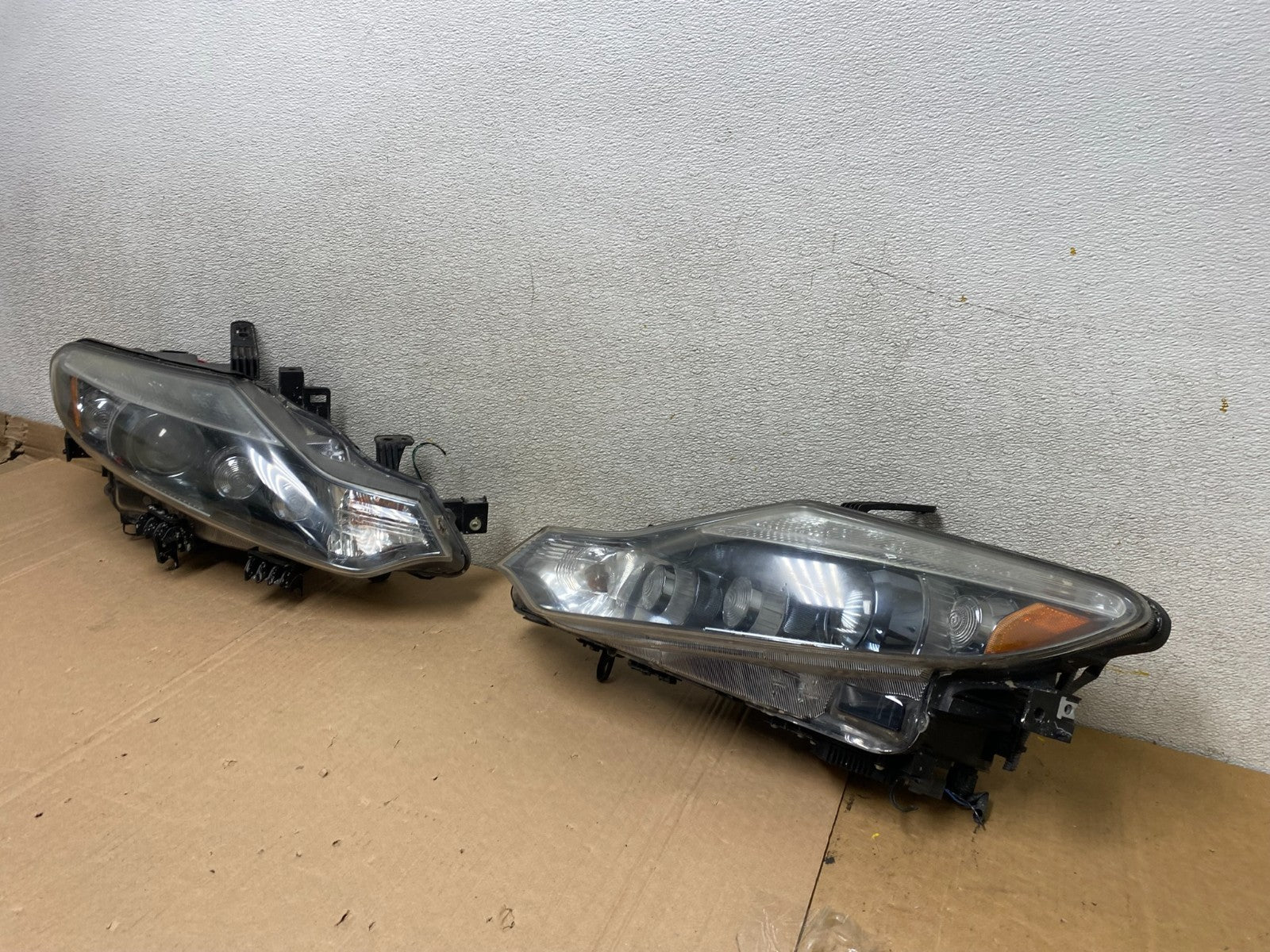 Xenon 2011 2012 2013 2014 Nissan Murano Headlights Left+Right U7071 DW1