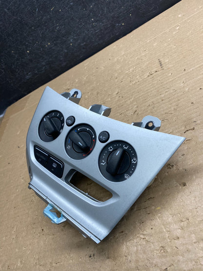 2013 2014 Ford Focus Ac Heater Climate Control Temperature ag8425 DG4