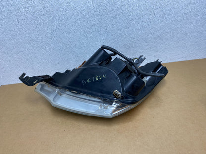 2008 2009 2010 2011 Ford Focus Right Passenger Rh Side Headlight AC1654 DW10