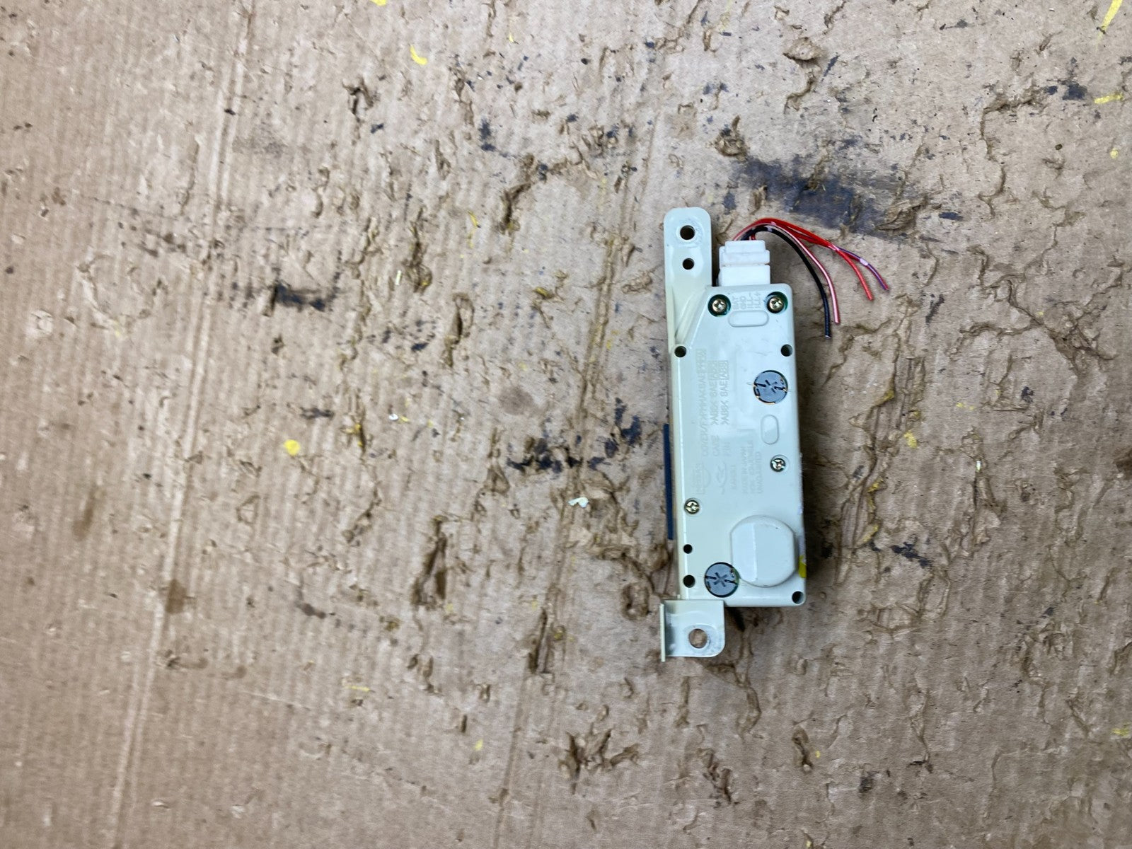 2003-2004 Infiniti G35  Dash Board Center Clock Analog X1507 DG3