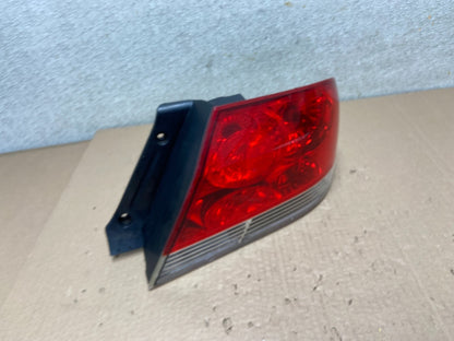 2004-2007 Mitsubishi Lancer Right Passenger Rh Tail Light Red OEM AB2452 DG2