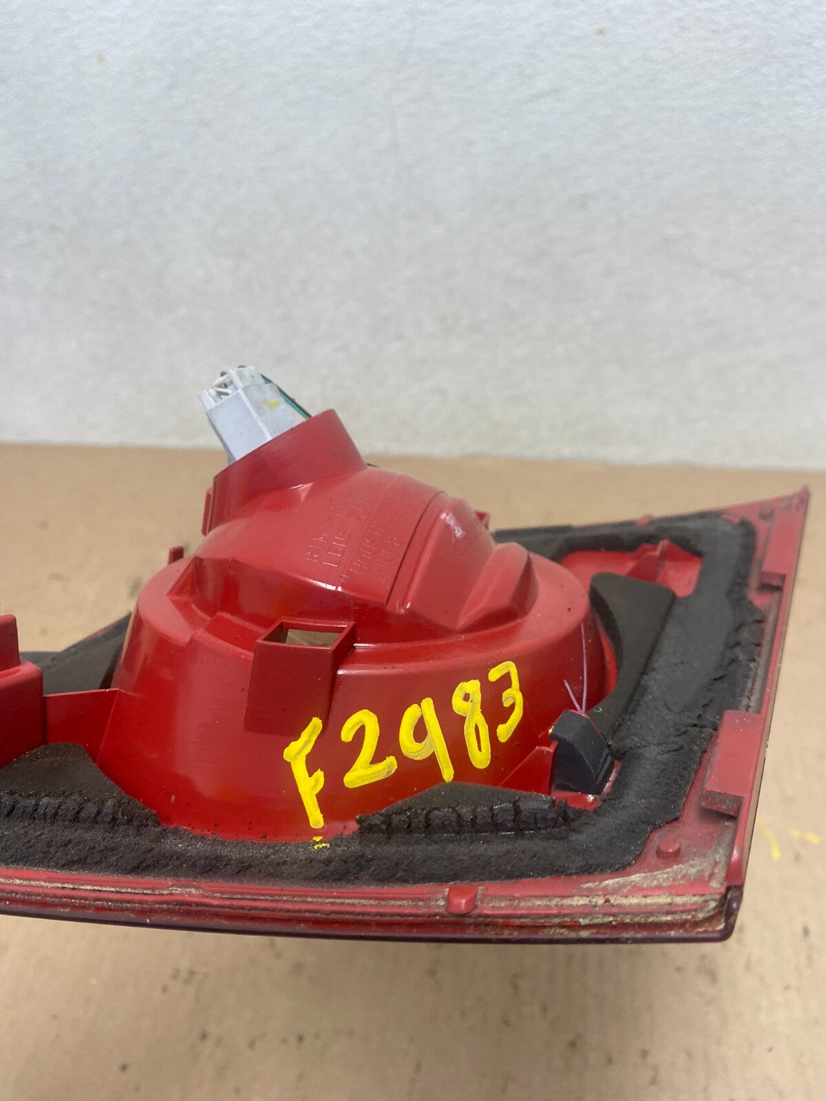 2004 2005 2006 Mazda 3 Sedan Left Driver LH Side Tail Light inner F2983 DG17