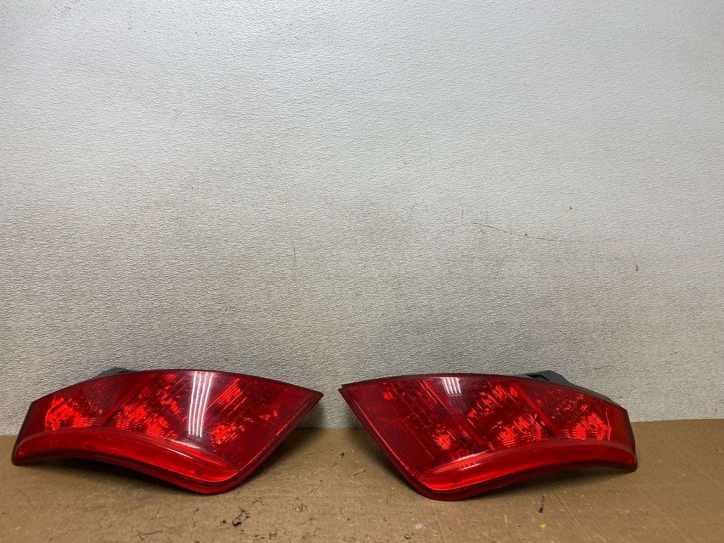 2003 2004 2005 Nissan Murano Left+Right Side Tail Lights Oem V8084 DW0