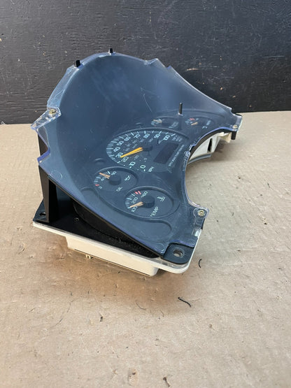 1996 to 2000 Chevrolet Express Speedometer Cluster Gauge AE3381 DG1