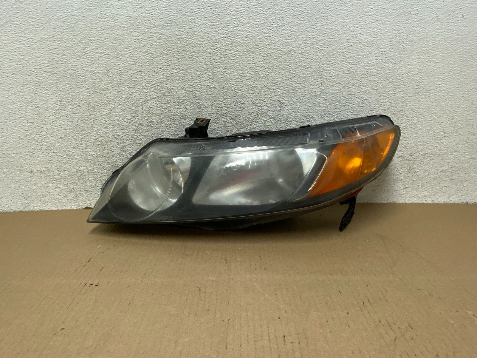 2006 2007 2008 Honda Civic Sedan Left Driver Headlight Halogen AG7906 DW0