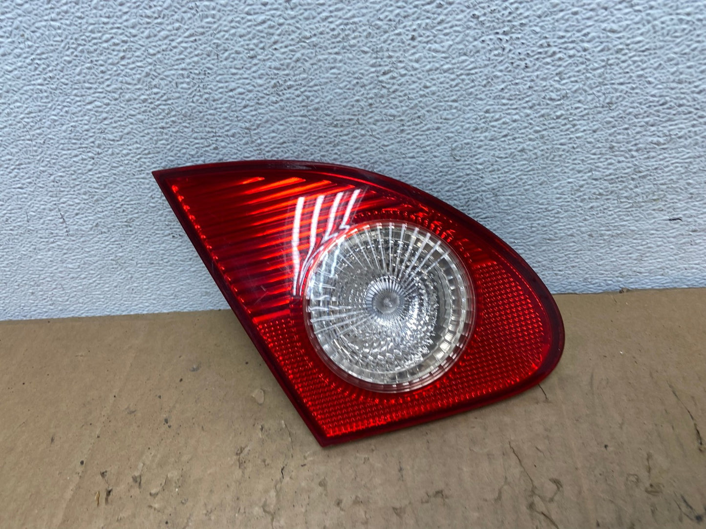 2003 - 2008 Toyota Corolla Inner Left Driver Lh Side Tail Light AD2526 LK0