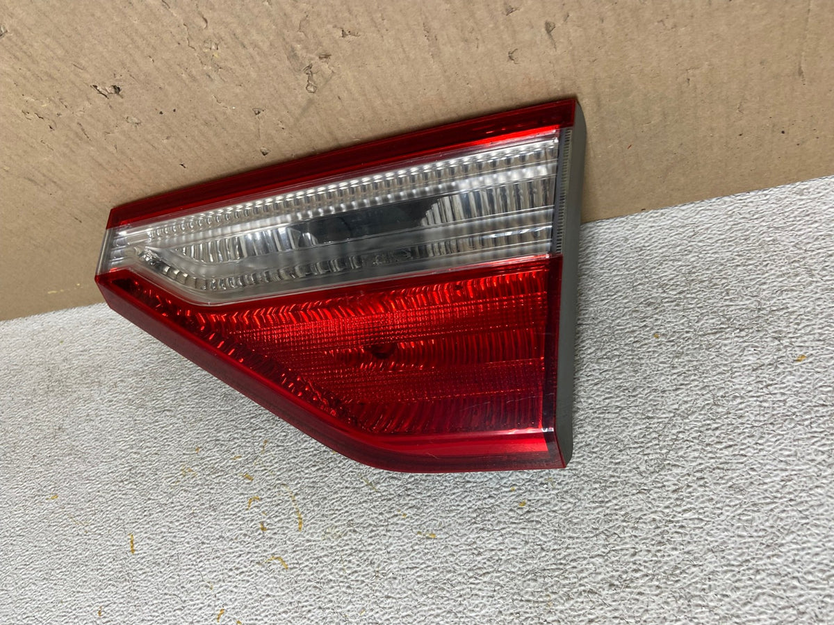 2011 - 2013 Honda Odyssey Inner Tail Light Right Passenger RH Side AH5911 LK1