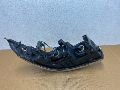 2000 to 2005 Buick Lesabre Headlight Right Passenger Side Halogen AE1414 DW6