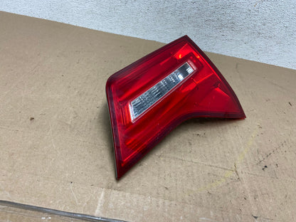 2007 2008 2009 Acura Mdx Right Passenger Rh Side Inner Tail Light AE6846 LK2