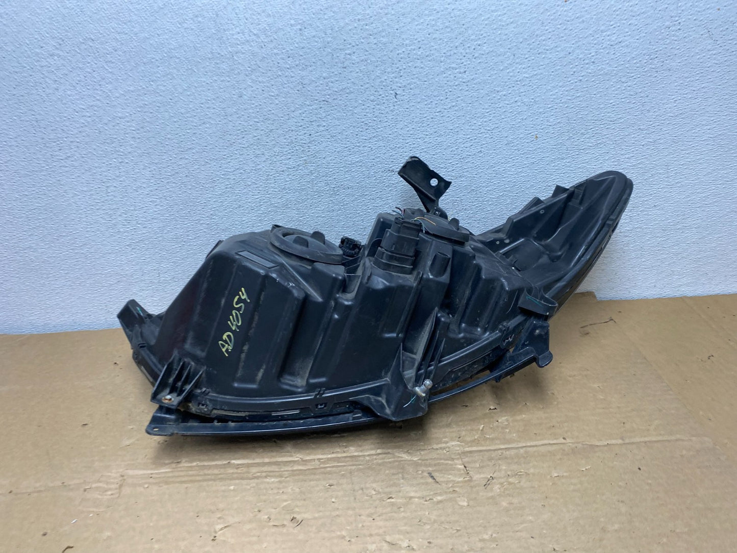 2013 to 2016 Ford Fusion Right Passenger Rh Side Headlight AD4054 DW7