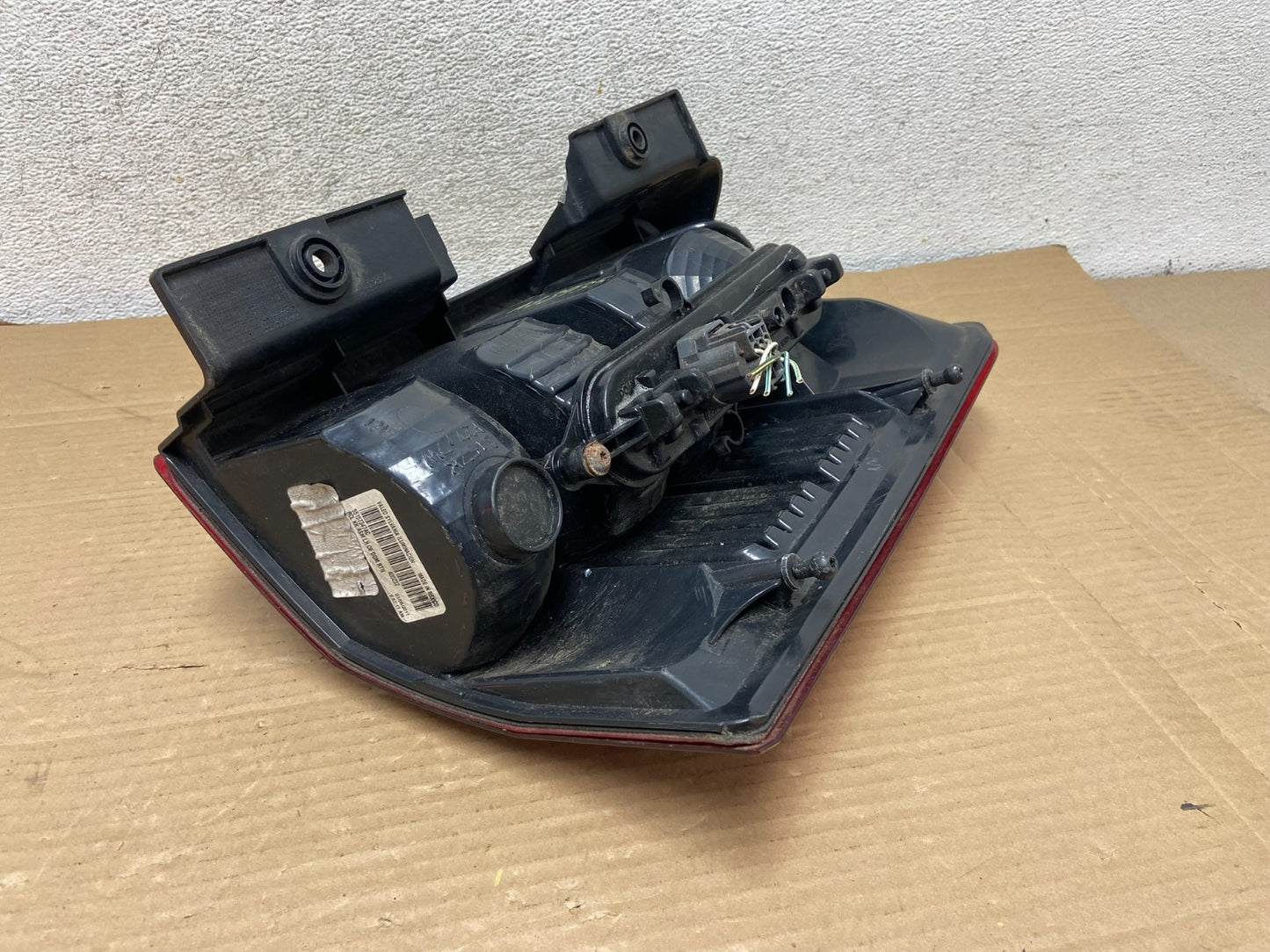 2008 to 2012 Jeep Liberty Left Driver Side Lh Tail Light AG8935 DW5