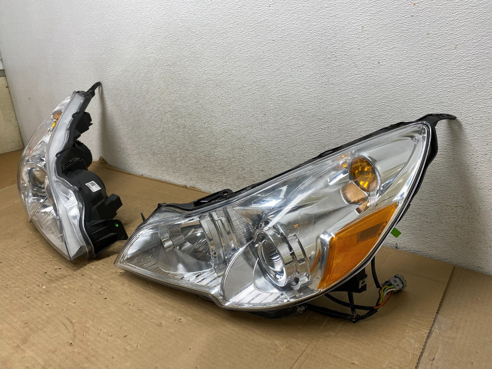2010 2011 2012 Subaru Legacy Outback Left+Right Halogen Headlights AG9271 DW2