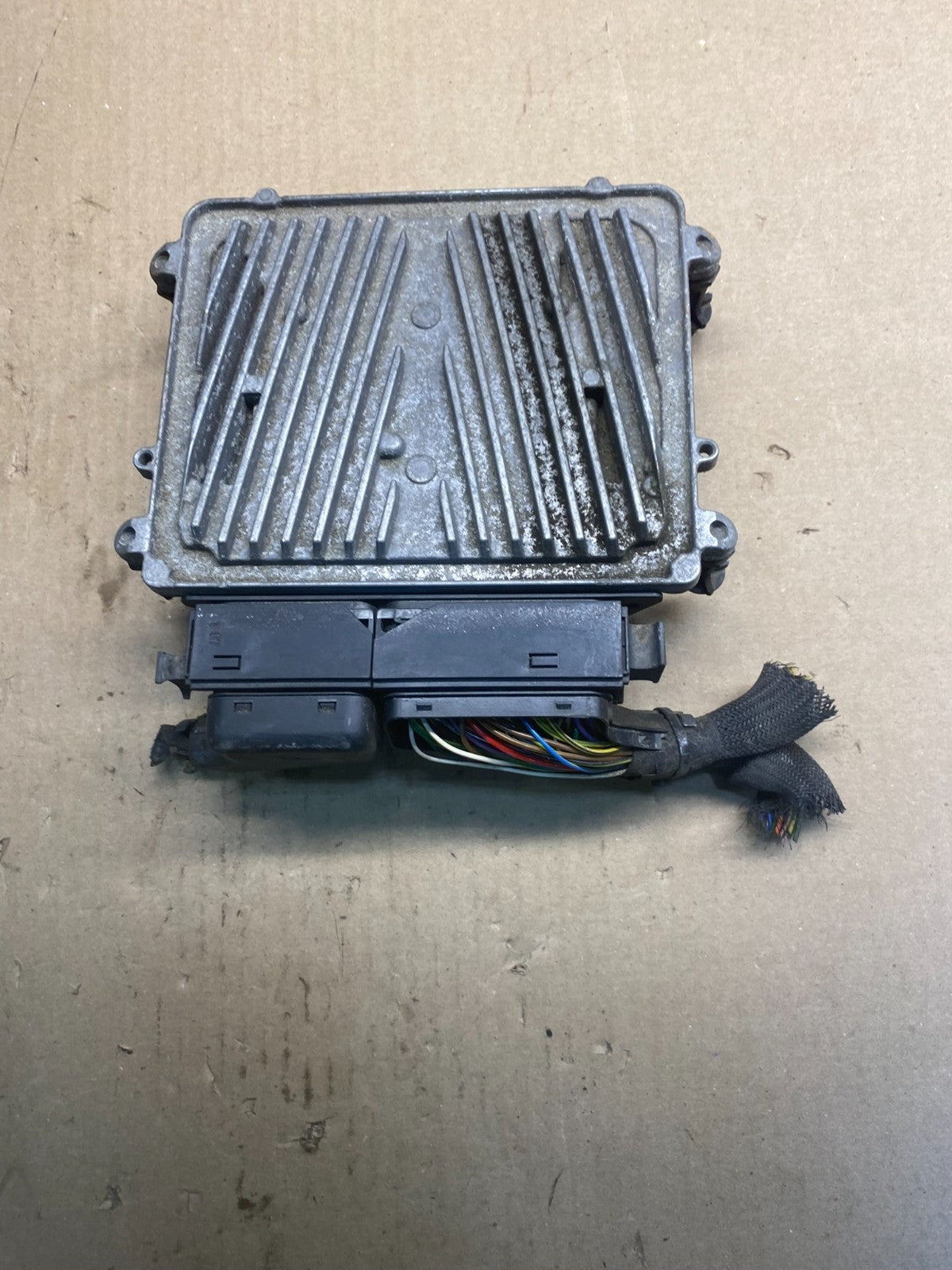 2006 to 2009 Mercedes E350 C350 Engine Computer Module ECM ECU OEM ac0639 DG1