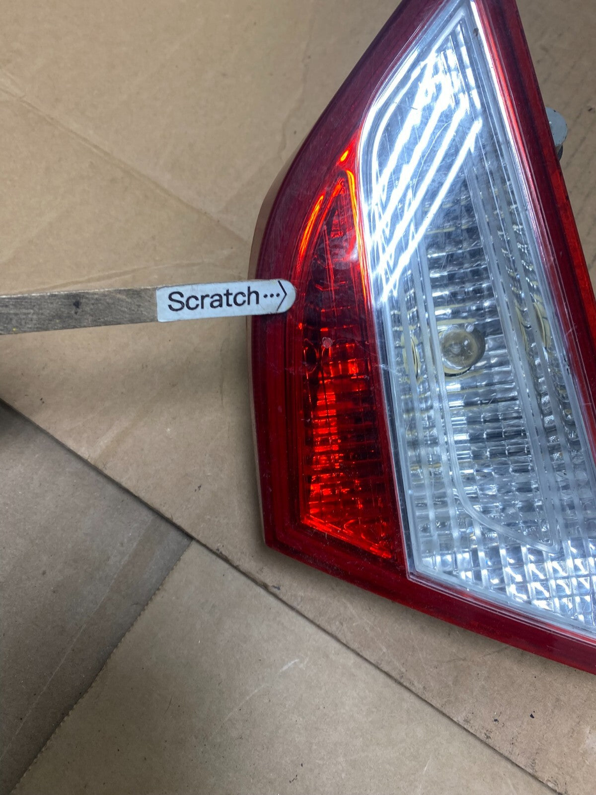 2011 to 2014 Hyundai Sonata Right Passenger Rh Inner Tail Light Oem M0623 DG3