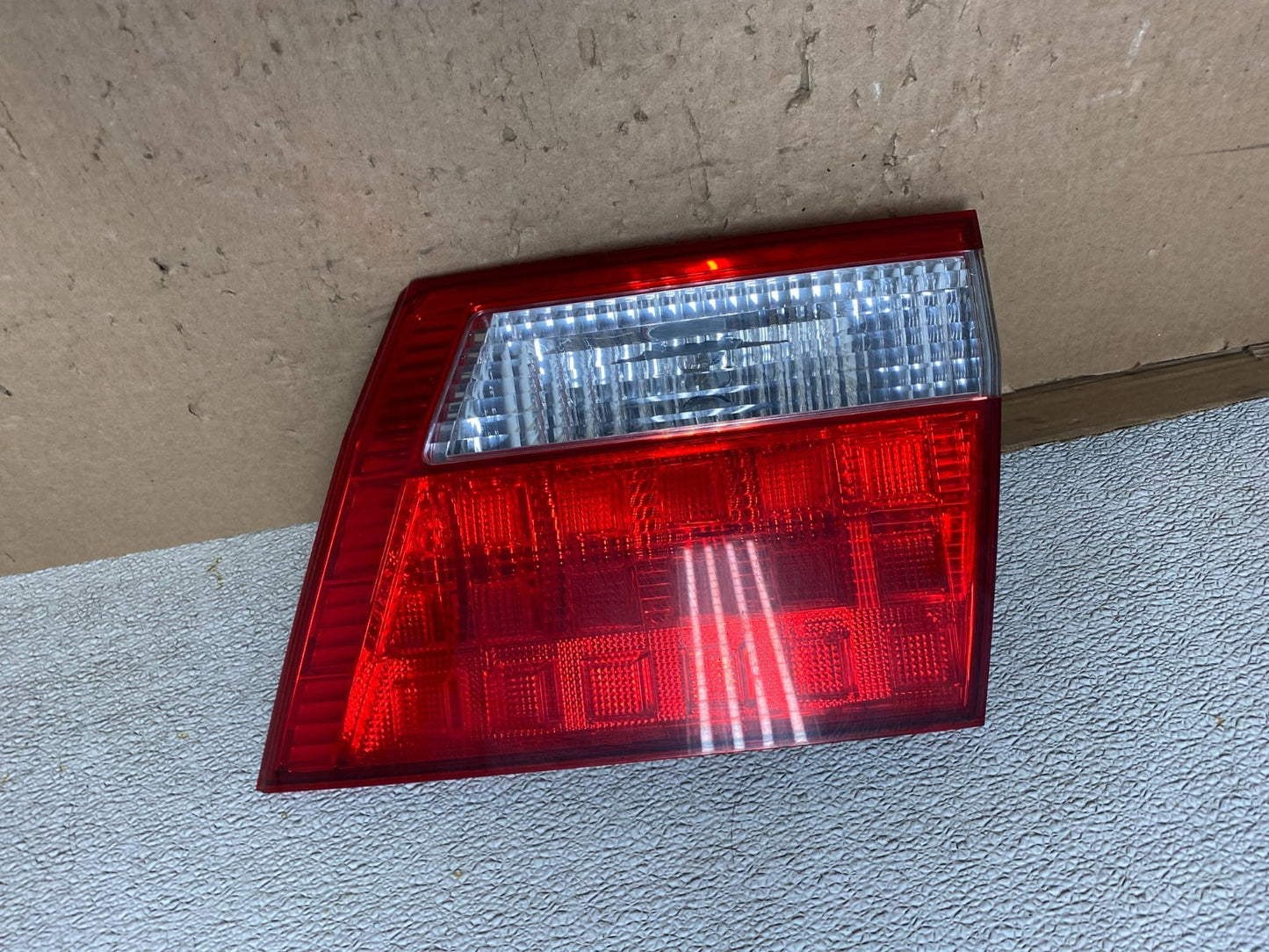 2005 2006 2007 Honda Odyssey Inner Right Passenger RH Tail Light U8714 DW0