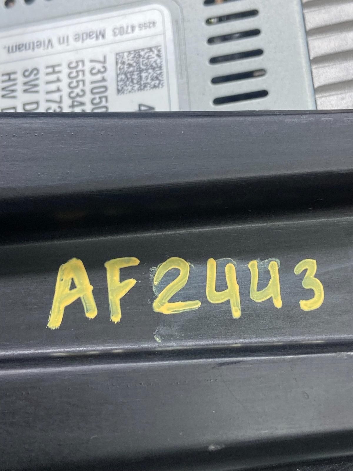 2017 to 2018 Chevrolet Cruze Malibu Sonic Trax Radio Display Screen af2443 DG6