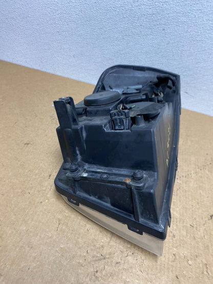 2002 to 2009 Gmc Envoy Right Passenger RH Side Headlight Halogen AC3421 DW8