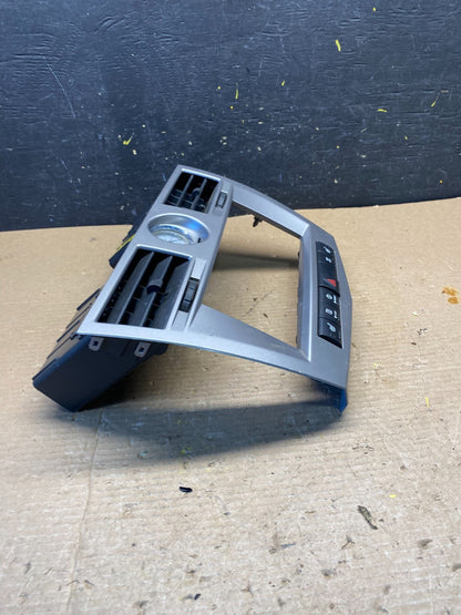 2007 2010 Chrysler Sebring Center Dash Radio Clock Bezel Trim Panel Oem q9690 DG2