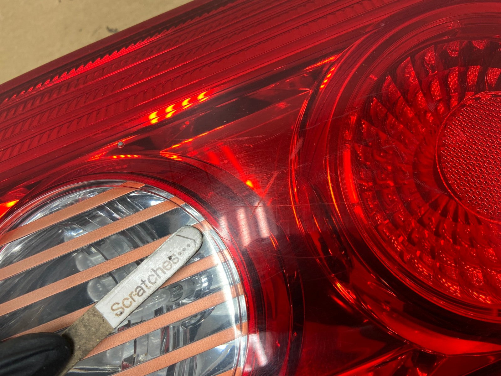 2006 to 2010 Toyota Sienna Right Passenger Rh Inner Tail Light AG9183 LK3