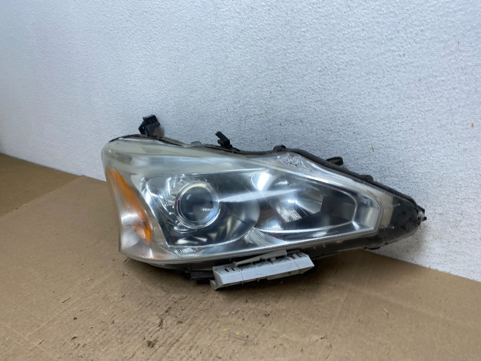 2013 2014 2015 Nissan Altima Right Passenger RH Halogen Headlight AE6599 DW1