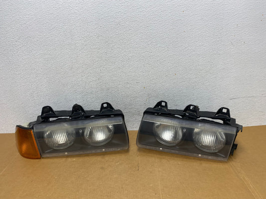 1994 to 1999 Bmw E36 318i 328i Left+Right Halogen Headlights AD8936 DW0