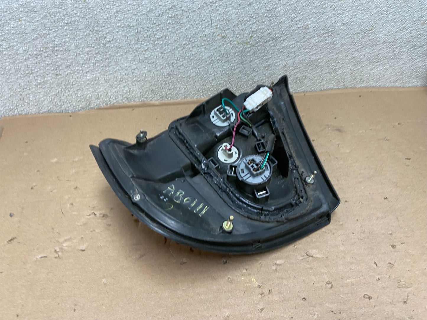 1998 1999 Nissan Altima Tail Light Left Driver Lh Side Oem AB0111 DW6