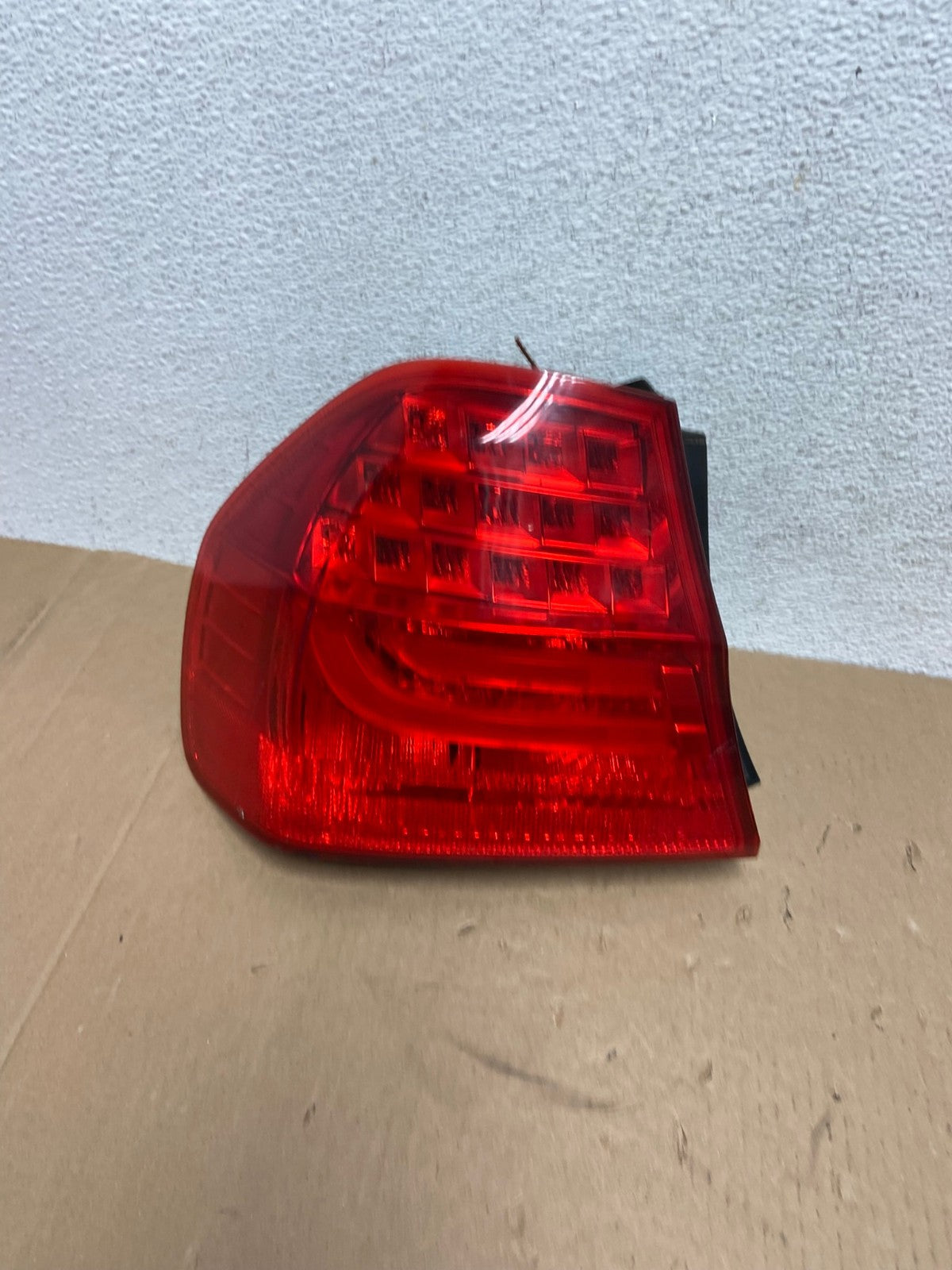 2009 2010 BMW 323i 325i 328i 335i 3 Series Left Driver Tail Light AD6446 LK0