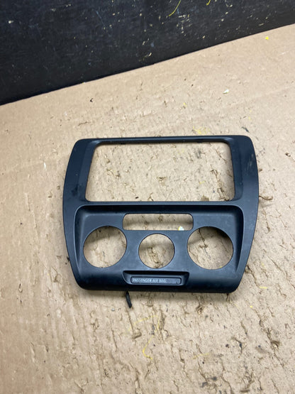 2016 2017 2018 Volkswagen Jetta Panel Radio Climate Control Bezel Trim t6445 DG0
