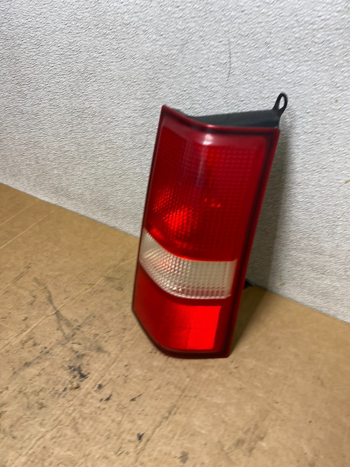 2003 2017 Chevrolet Express 1500 2500 3500 Right Passenger Tail Light T3461 DW1