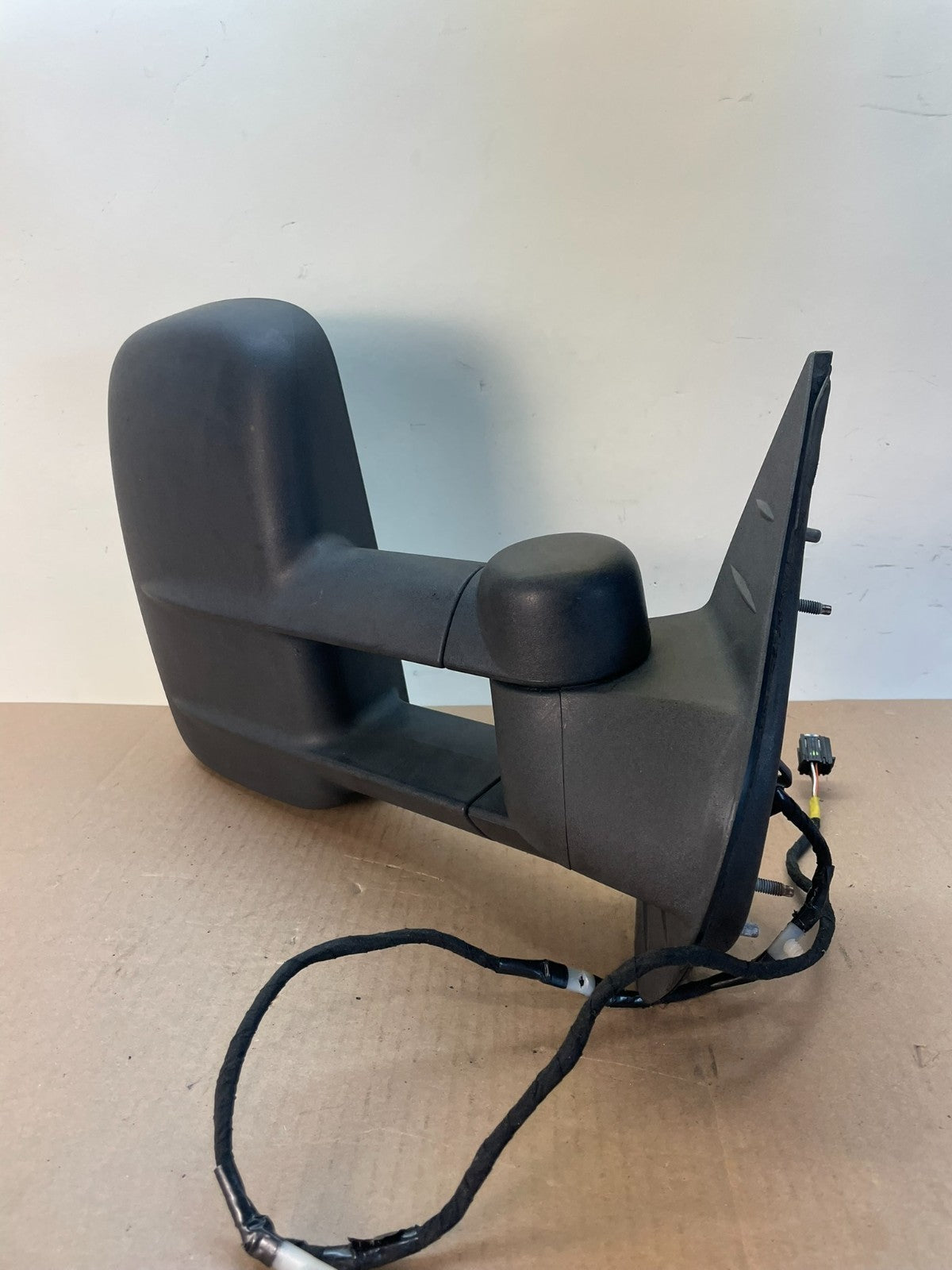 2007 - 2013 Chevrolet Silverado Sierra Right Passenger Side Mirror AI0727 DW1