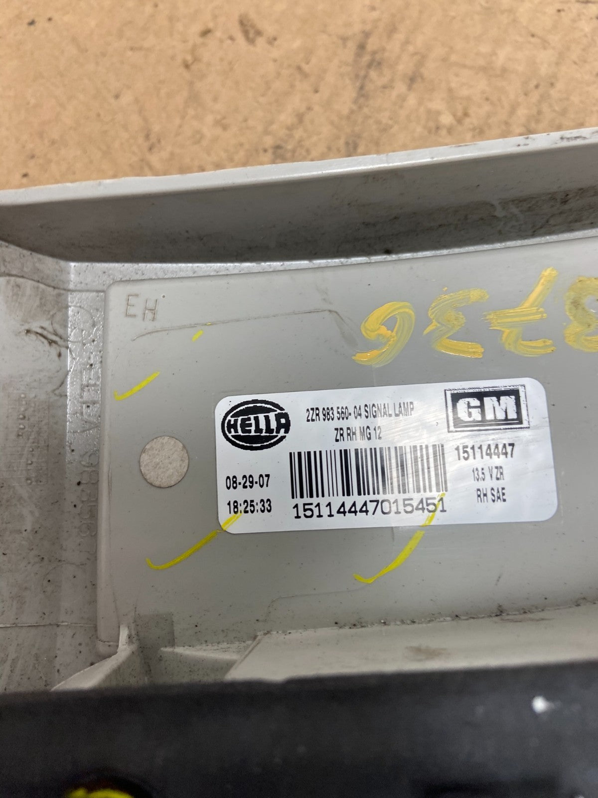 2007 to 2010 Saturn Outlook Right Passenger RH Inner Tail Light AC3736 DW6
