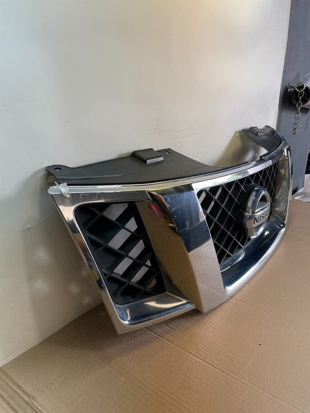 2008 to 2012 Nissan Pathfinder Front Upper Chrome Grill Grille AH6453 DG2