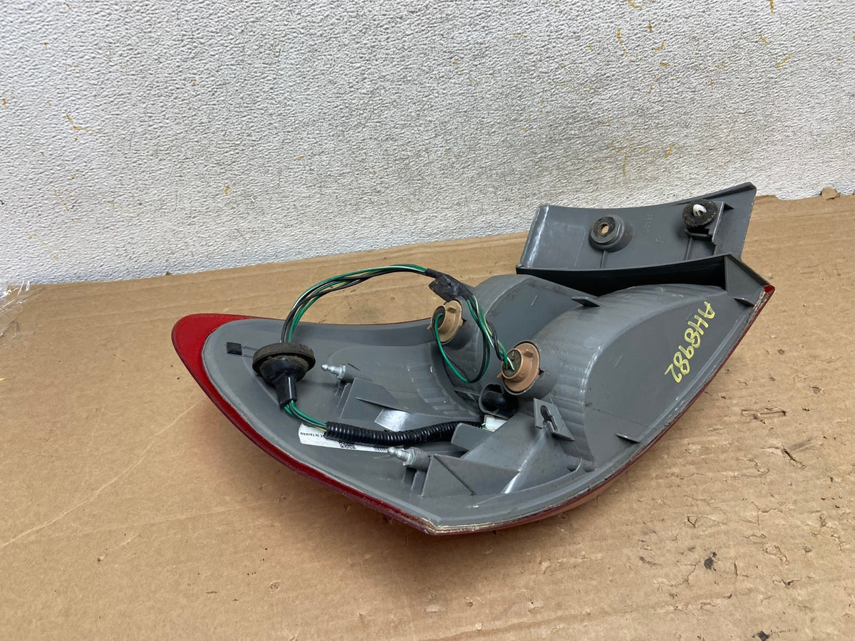 2008 to 2015 Nissan Rogue Right Passenger Rh Side Tail Light AH8982 LK5