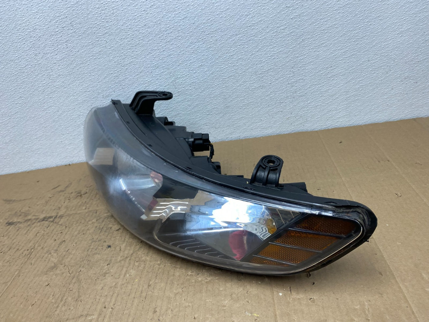 2010 2011 2012 Kia Forte Left Driver Side Headlight Halogen Oem AB8370 DW1