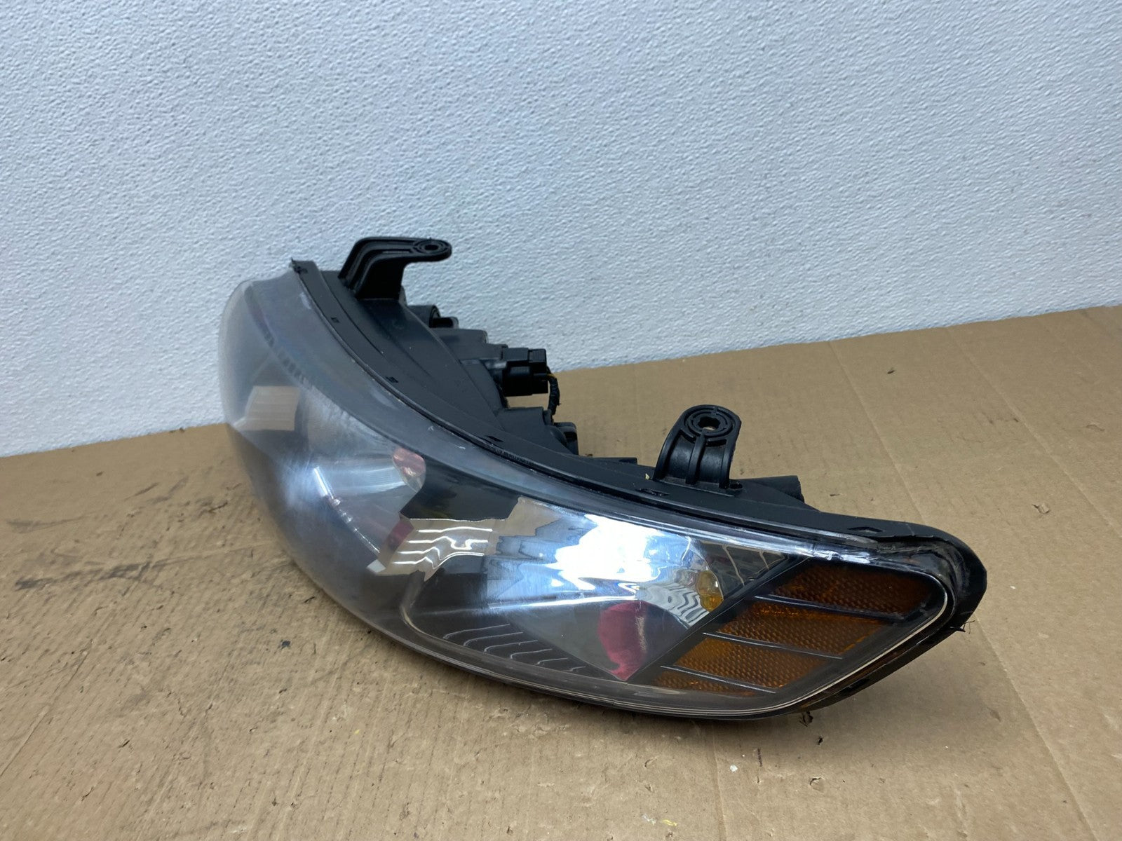 2010 2011 2012 Kia Forte Left Driver Side Headlight Halogen Oem AB8370 DW1