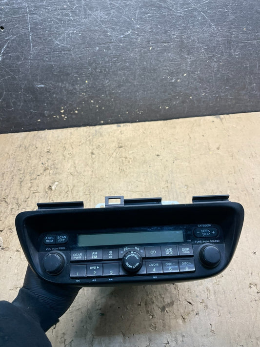 2005 to 2010 Honda Odyssey Am Fm Cd Player Radio Receiver W6941 DG0