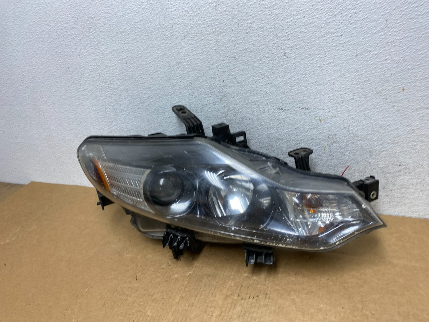 2011 to 2014 Nissan Murano Headlight Right Passenger Rh Halogen AD4564 DW1
