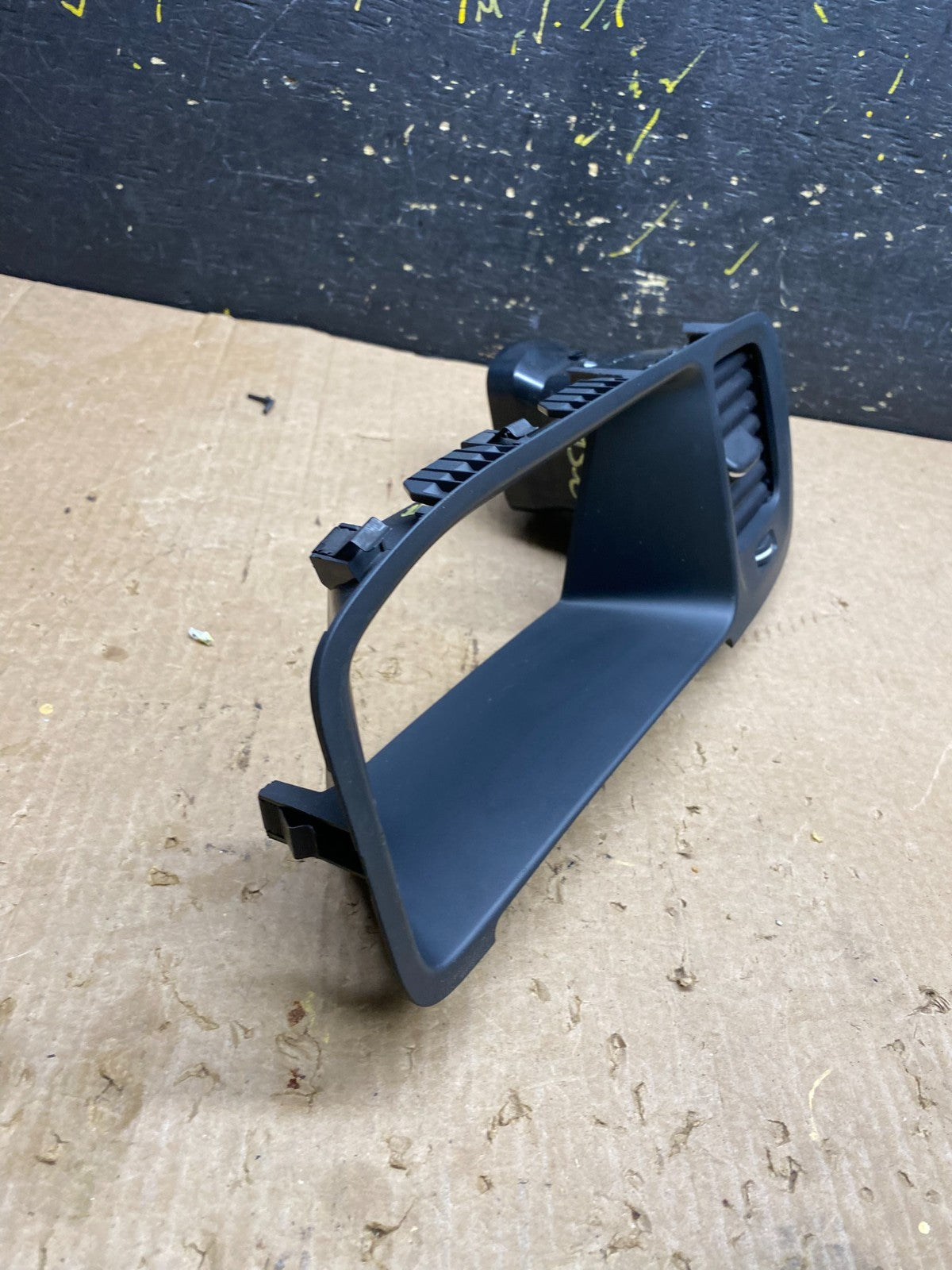 2011-2018 Volvo S60 Radio Air Vent Bezel Panel Trim Oem Z4350 DG1