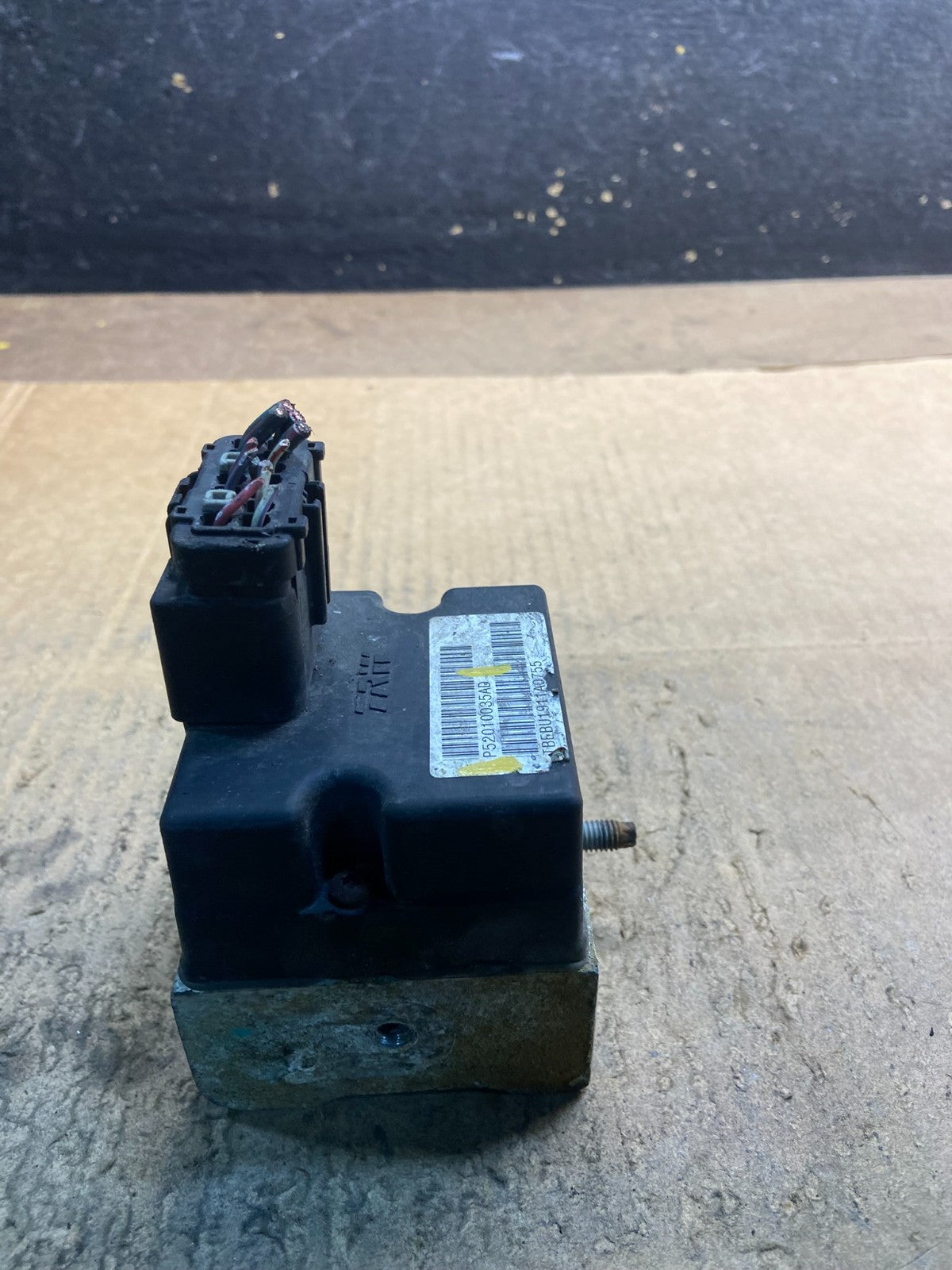 2002 to 2005 Dodge Ram 1500 2500 3500 ABS Anti Lock Brake Pump Y4248 DG3