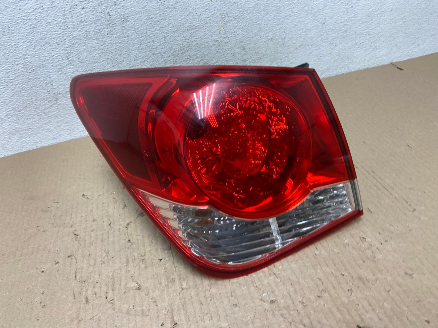 2011 2012 2013 2014 Chevrolet Cruze Left Driver LH Side Tail Light AE9781 LK0