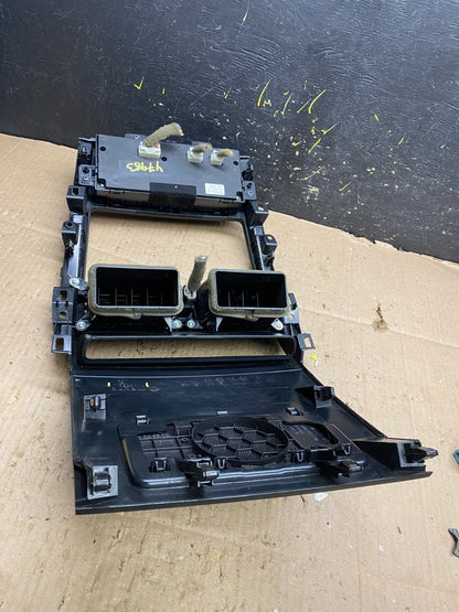 2010 - 2015 Mazda CX-9 Radio Dash Trim Bezel W/Vent AC Climate Control y7983 DG5