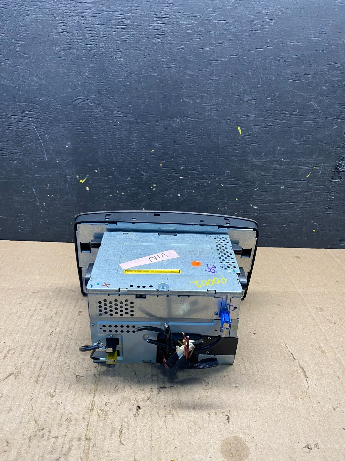 2006-2009 Mercedes W251 R350 Head Command Navigation Radio Player P0002 DG3
