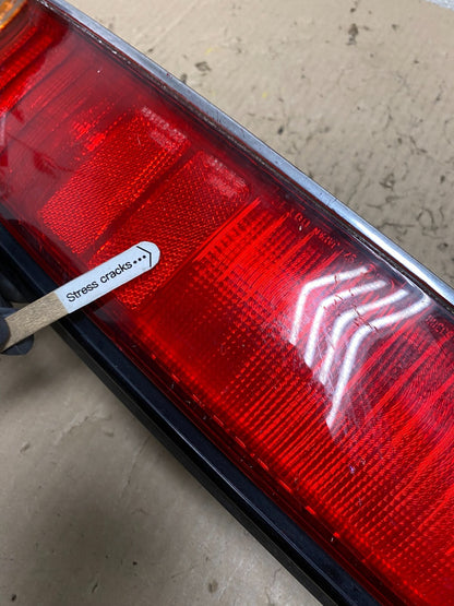 1993 to 1994 Infiniti J30 Driver Right Passenger RH Side Tail Light OEM L6536 DW6