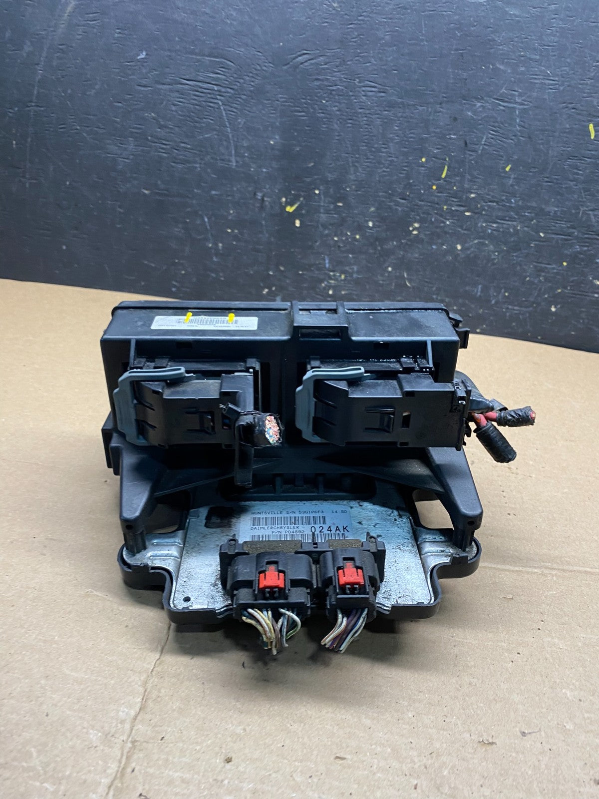 2006 Jeep Commander Fuse Box Relay BCM Body Control Module 04692085ab Q9458 DG5