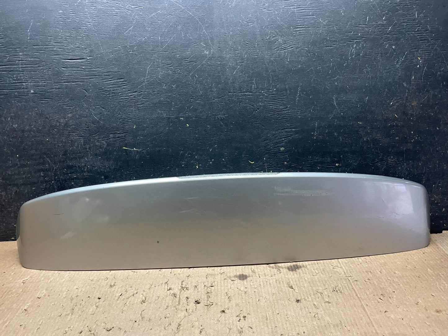 2006 to 2007 Subaru Tribeca B9  Rear Spoiler Wing OEM Z3442 DG0