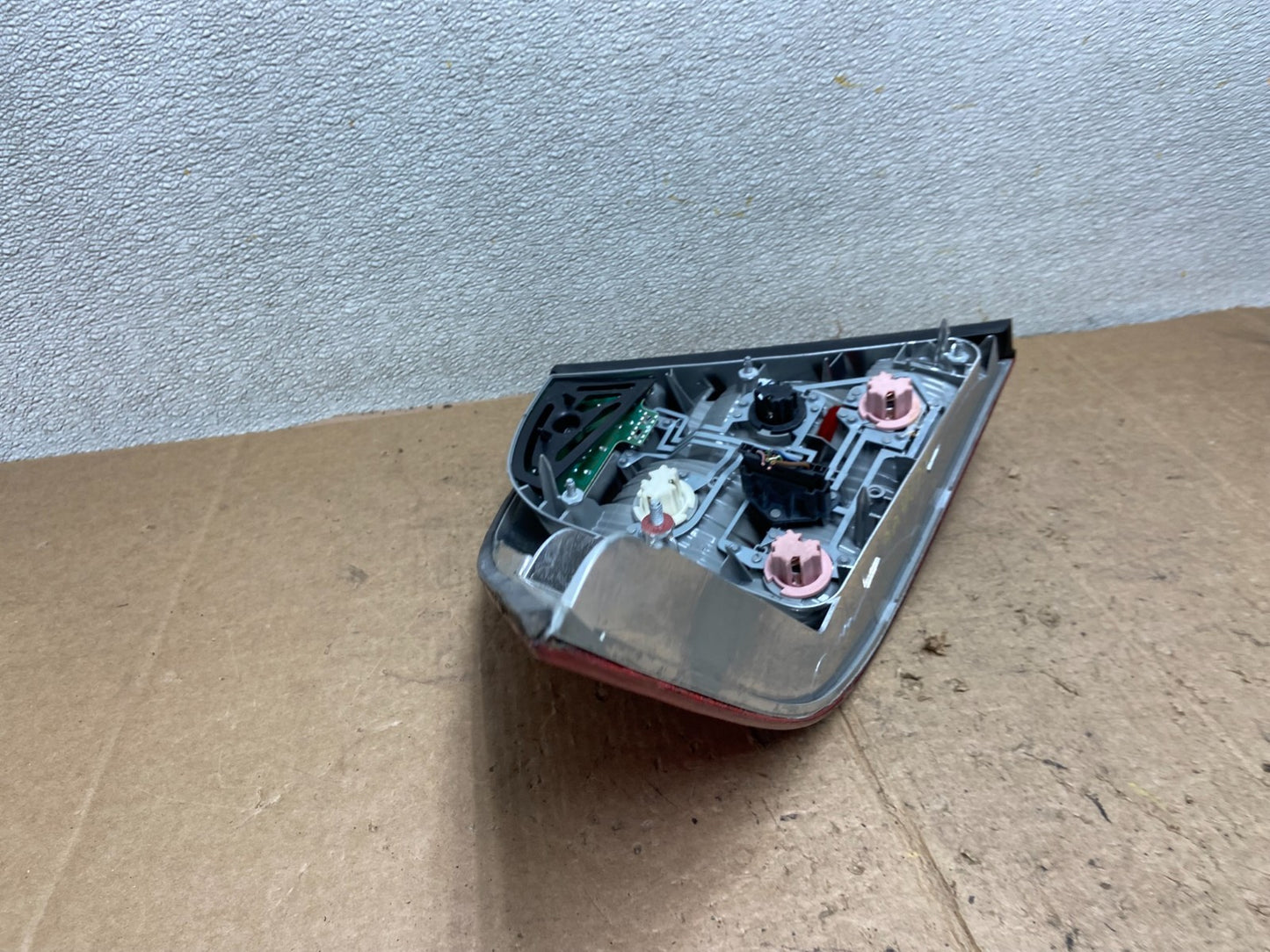 2003 to 2006 Mercedes-Benz S-Class Tail Light Right Passenger Side Oem AA4077 DW4